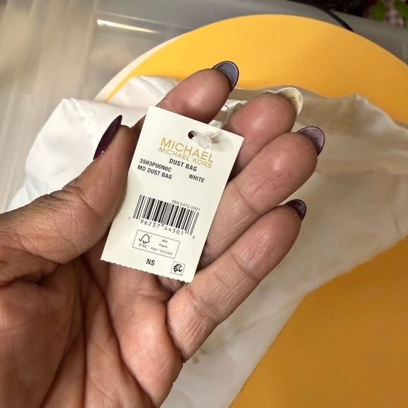 MICHAEL KORS STUDIO Mercer Tote Black/Grey - Picture 15 of 16